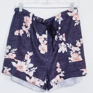 Gray Floral Shorts w/pockets & string tie SZ L